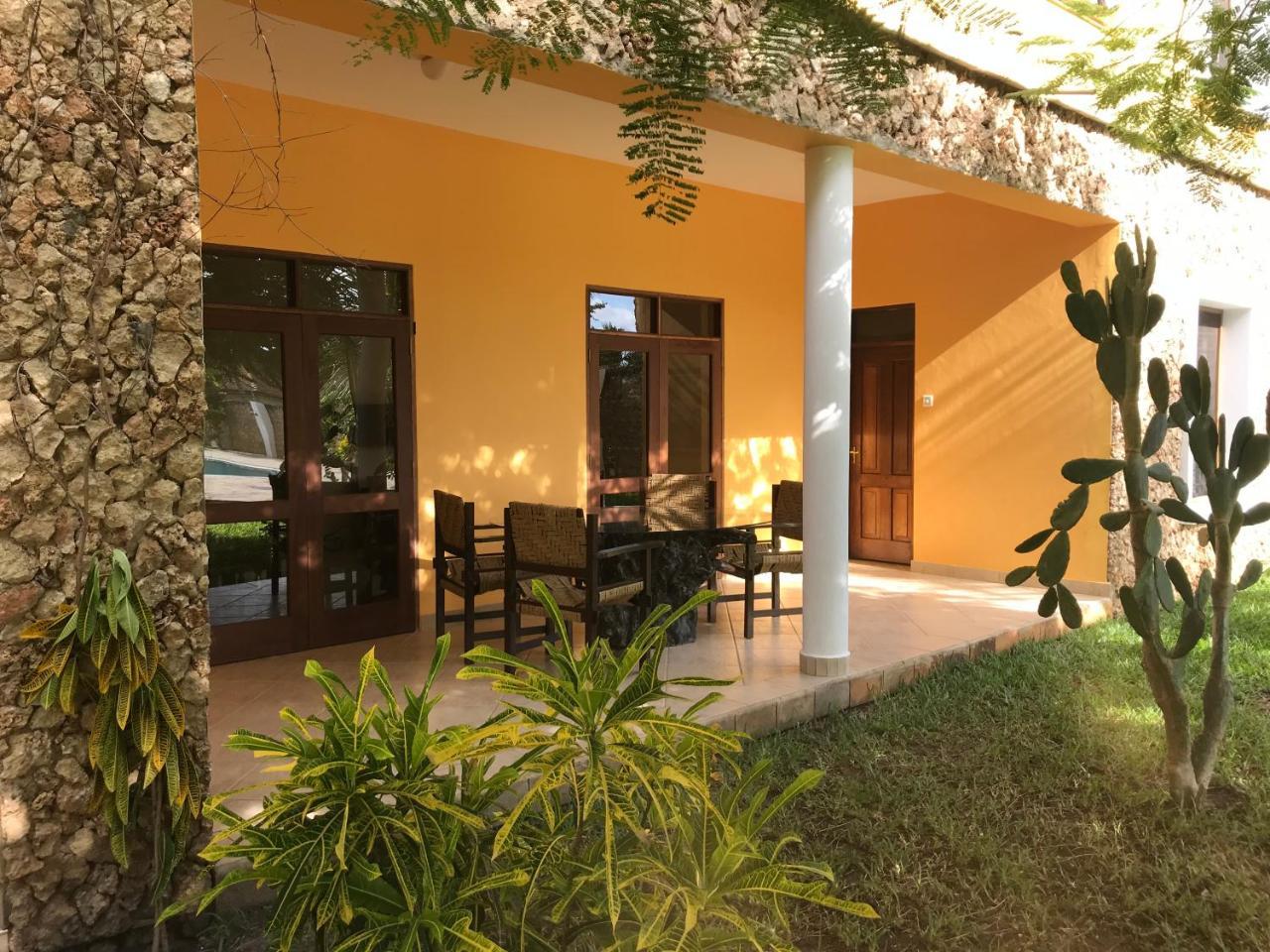 Flametree Beach Homes 디아니 해변 외부 사진